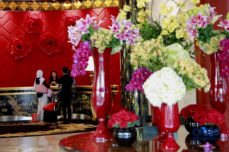 Area santai eksklusif di Lobby Lounge Trans Hotel Cibubur, Selasa, (31/3/2026). (CNBC Indonesia/Muhammad Sabki)