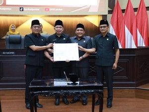 Setahun Gus Fawait Menjabat Bupati, Ekonomi Jember Melesat!