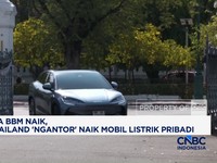 Video: BBM Naik, PM Thailand 'Ngantor' Naik Mobil Listrik Pribadi
