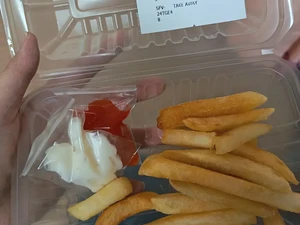 Beli Kentang Goreng Rp 19 Ribu, Ternyata Isinya Zonk!