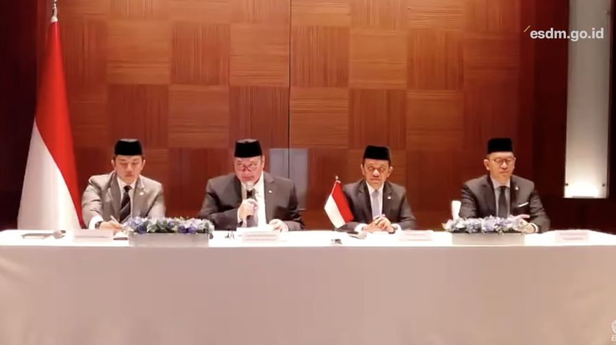 Konferensi Pers ESDM kebijakan pemerintah dalam menyikapi kondisi geopolotik global, Selasa (31/3/2026). (Tangkapan layar Kementerian ESDM)