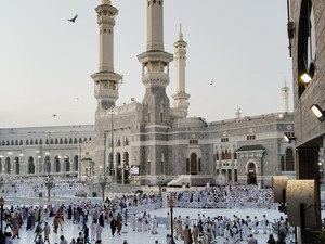 Jemaah Umrah Bisa Booking Kereta Tawaf-Sai Lewat Online