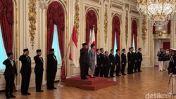 Bertemu PM Jepang, Prabowo Disambut Upacara Kenegaraan di Istana Akasaka