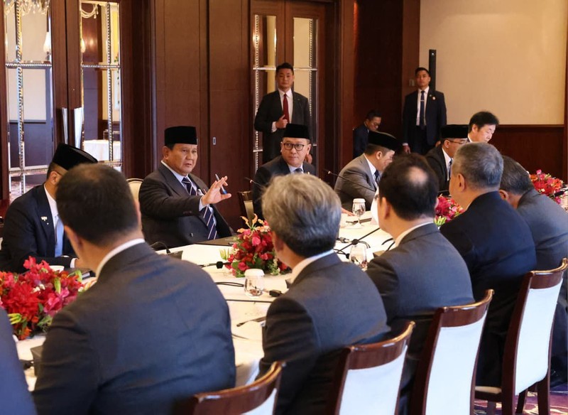 Presiden Prabowo Subianto juga melakukan pertemuan dengan dengan 13 pemimpin perusahaan besar di Tokyo Jepang, Selasa (31/3/2026). Ini menjadi rangkaian kunjungan kerja di Jepang, usai melakukan pertemuan dengan Perdana Menteri Jepang Sanae Takaichi di Istana Akasaka. (Dok. BPMI)
