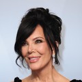 Viral di China, Foto Kris Jenner Jadi Jimat Pengundang Rezeki