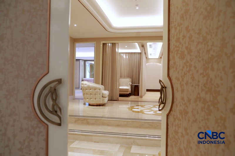 Fasilitas di Premier Room Trans Hotel. (CNBC Indonesia/Muhammad Sabki)