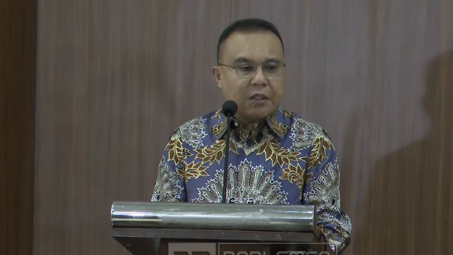 Wakil Ketua DPR RI Sufmi Dasco Ahmad mengumumkan bahwa tidak ada penyesuaian harga Bahan Bakar Minyak (BBM) bersubsidi dan non subsidi besok, Rabu, 1 April 2026. (Tangkapan layar youtube DPR RI)