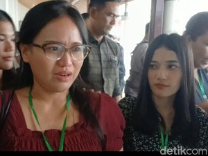 Video Tangis Istri Setelah Amsal Sitepu Divonis Bebas: Ini Kekuatan Doa