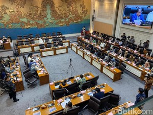 Konflik Timur Tengah, DPR Soroti Peran Kemenpar Jaga Pariwisata RI