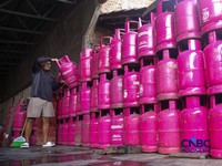 Stabilitas ke Transformasi Sistem: Robustness Trap & Dinamika Energi