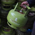 Tak Cuma Minyak, Pemerintah Alihkan LPG Industri untuk Masyarakat
