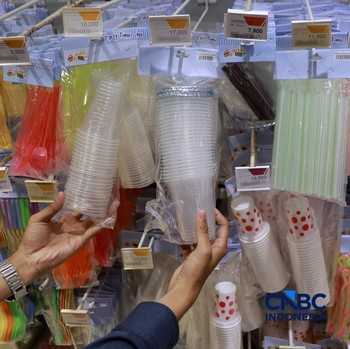 Bikin Kaget! Plastik Lagi Guncang Pasar RI, Harganya Naik Gila-gilaan