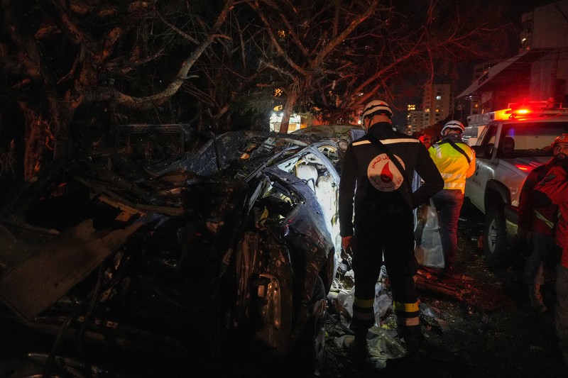 Sebuah ledakan terjadi di sebuah gedung setelah serangan Israel, di tengah meningkatnya permusuhan antara Israel dan Hizbullah, seiring berlanjutnya konflik AS-Israel dengan Iran, di Beirut, Lebanon, 31 Maret 2026. (REUTERS/Mohammad Yassine)