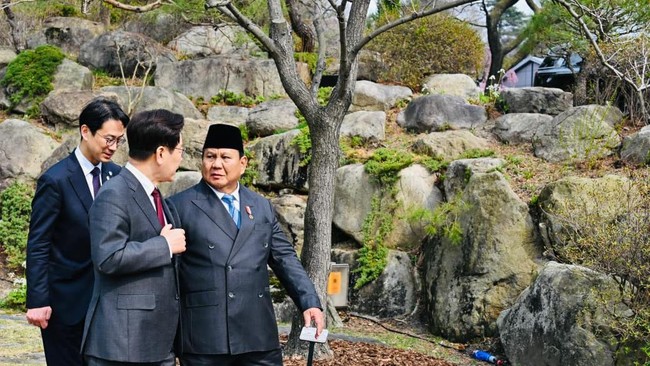 Orang Pilihan, Prabowo Terima The Grand Order of Mugunghwa dari Korsel