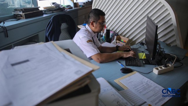 Siap-Siap! Ini Jadwal Pencairan Gaji ke-13 PNS, TNI dan Polri