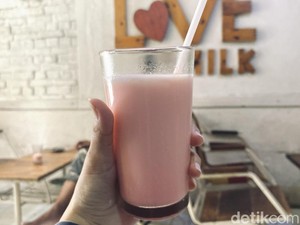 Konsistensi Rasa Susu Murni Ijan yang Legendaris di Bandung