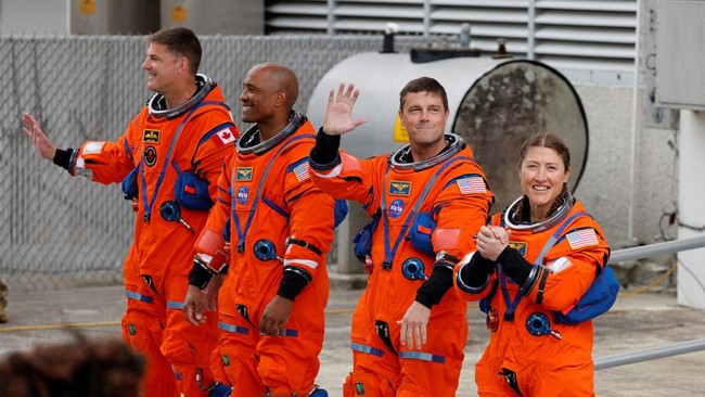 Astronot NASA Terbang ke Bulan, Nyaris Gagal Gegara Toilet Rusak