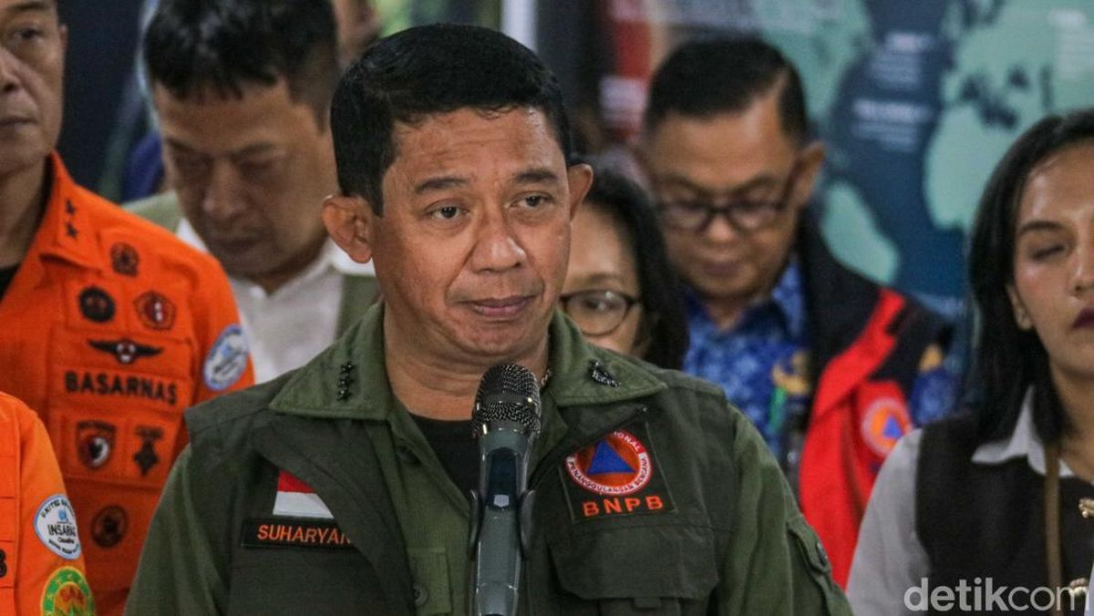 Kepala BNPB Minta Maaf, Luruskan Maksud 'Hidup Normal' Saat Kabut Karhutla — NadiKabar.com