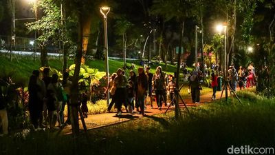 Buka 24 Jam, Taman Barito Kian Ramai Saat Long Weekend