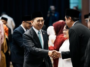 Menbud Lantik Sejumlah Pejabat, Tekankan Program Kerja Jelas & Terukur