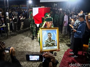 Jenazah Kopda Farizal Tiba di Rumah Duka Kulon Progo, Tangis Keluarga Pecah