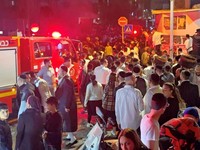 Rudal Iran Hantam Israel, Warga Berhamburan-Asap Mengepul