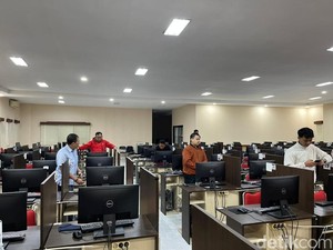 Aturan Pakaian UTBK SNBT 2026, Sebaiknya Pakaian Warna Terang atau Gelap?