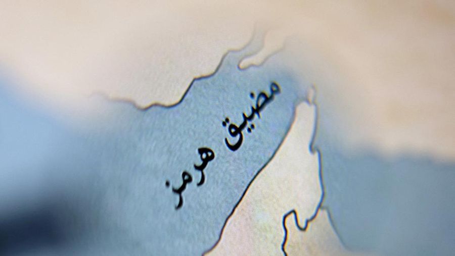 Peta Selat Hormuz. (REUTERS/Dado Ruvic/Illustration//File Photo)