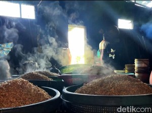 Video Produsen Tempe Lumajang Terimbas Konflik AS-Israel dan Iran, Kok Bisa?