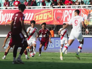 PSM Makassar Vs Persis Solo: Gol Yuran Dibalas Roman, Skor 1-1