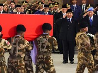 Potret Prabowo Pimpin Upacara Penghormatan 3 TNI yang Gugur di Lebanon