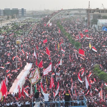 Potret Ribuan Warga Irak Demo Protes Trump, Sebut Biang Kekacauan Arab