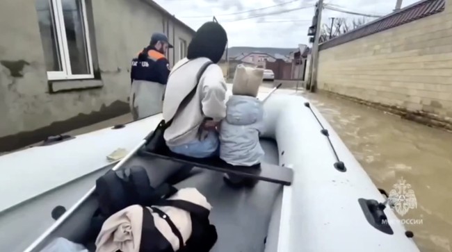 Potret Banjir Parah Usai Hujan Lebat, Makan Korban Jiwa