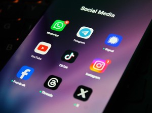 Nudge Technique di Balik Tombol Next: Pakar Peringatkan Risiko bagi Anak