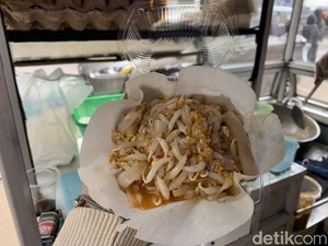 Inovasi Lumpia Kwetiau Mang Uhe, Modal Nekat Berbuah Manis
