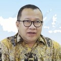 Kepala Eksekutif Pengawas Inovasi Teknologi Sektor Keuangan, Aset Keuangan Digital, dan Aset Kripto OJK, Adi Budiarso saat Konferensi Pers Asesmen Sektor Jasa Keuangan dan Kebijakan OJK Hasil RDKB Maret 2026. (YouTube/Otoritas Jasa Keuangan)