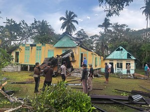 Puting Beliung Terjang Lingga, 2 Rumah Rusak-Warga Mengungsi