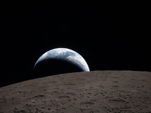 NASA Bagikan Foto Earthset dan Gerhana Matahari Langka dari Artemis II