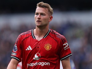 Carrick Lega De Ligt Pulih dari Cedera