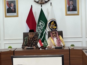 Menhaj Ungkap Pesan Prabowo agar Kenaikan Avtur Tak Tambah Beban Jemaah Haji
