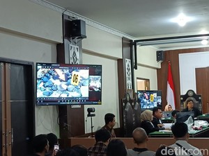 Ceceran Bercak Darah Radit Ditemukan di Bambu hingga Batu