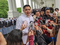 Seskab Teddy Komentari Isu Reshuffle Kabinet Presiden Prabowo