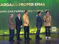 Video: Sido Muncul Raih Raih Anugerah Lingkungan PROPER EMAS 2025