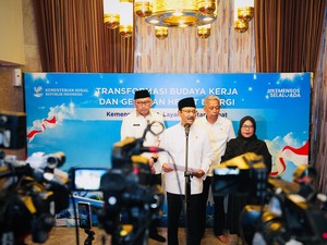 Bangun Budaya Kerja Baru, Gus Ipul Bangun Spirit Kebersamaan Pegawai