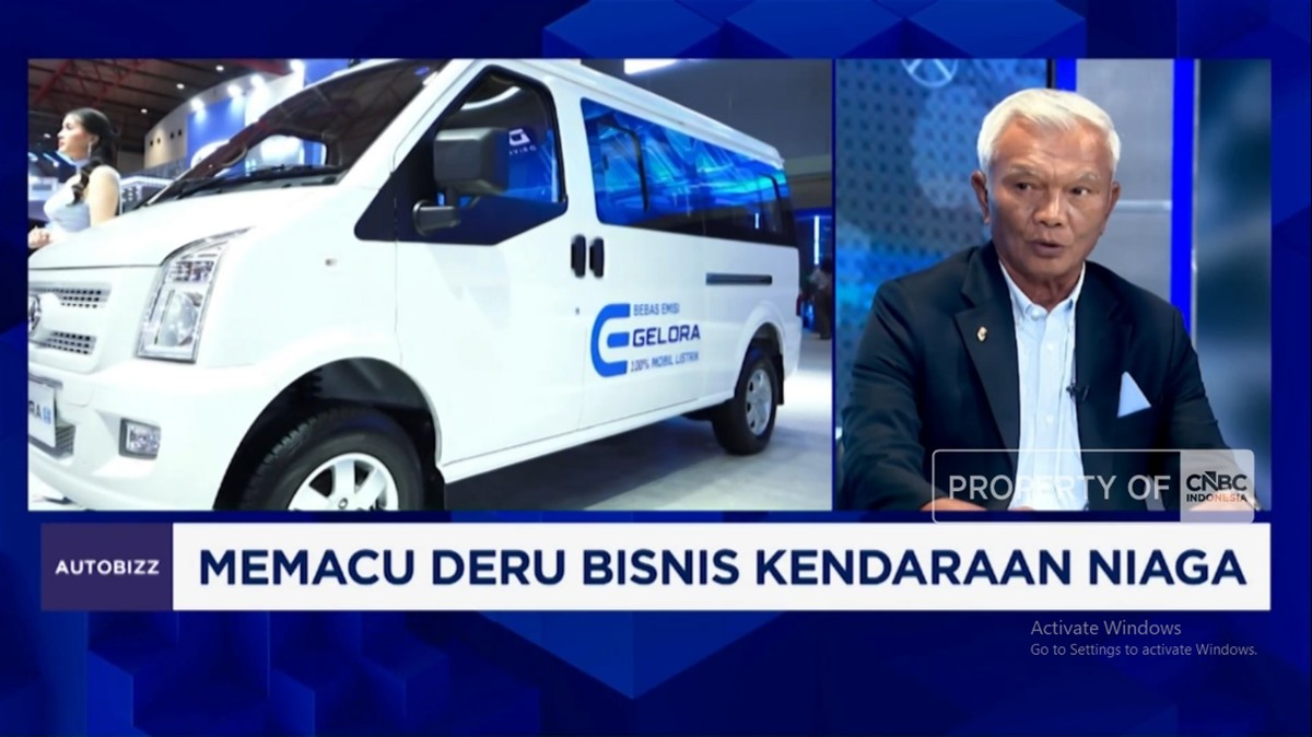 Video: Harga Minyak Meroket, Produsen Mobil Niaga Incar Pasar EV