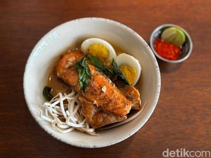 Huisman: Gurih Berempah Laksa Salmon hingga Spaghetti Buntut Sapi di Kafe Homey