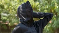 Tiap Hari Naik Motor ke Kantor? Ini Jaket Anti UV yang Bukan Buat Olahraga Doang