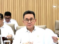 Menteri Perdagangan (Mendag) Budi Santoso saat mengikuti Rapat Dengar Pendapat (RDP) dengan Komisi VI DPR RI di Jakarta, Rabu (8/4/2026). (Tangkapan Layar Youtube/TVR Parlemen)