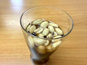 Minum Soda Campur Kacang Goreng Jadi Tren di Jepang, Gimana Rasanya?