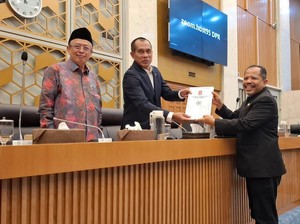 Johan Rosihan Soroti Revisi UU Kehutanan, Tekankan Keadilan Sosial
